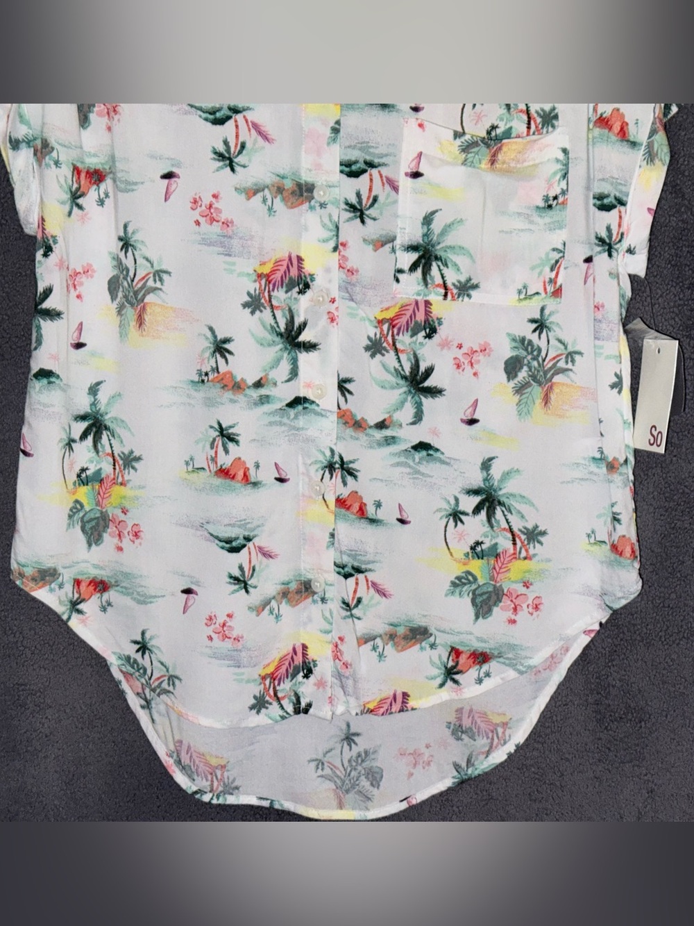 NWT SO White Tropical Print Short Sleeve Button-Up Blouse Size Small - Picture 5 of 15